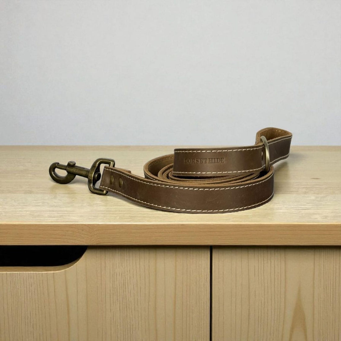 Heavy duty genuine leather dog lead