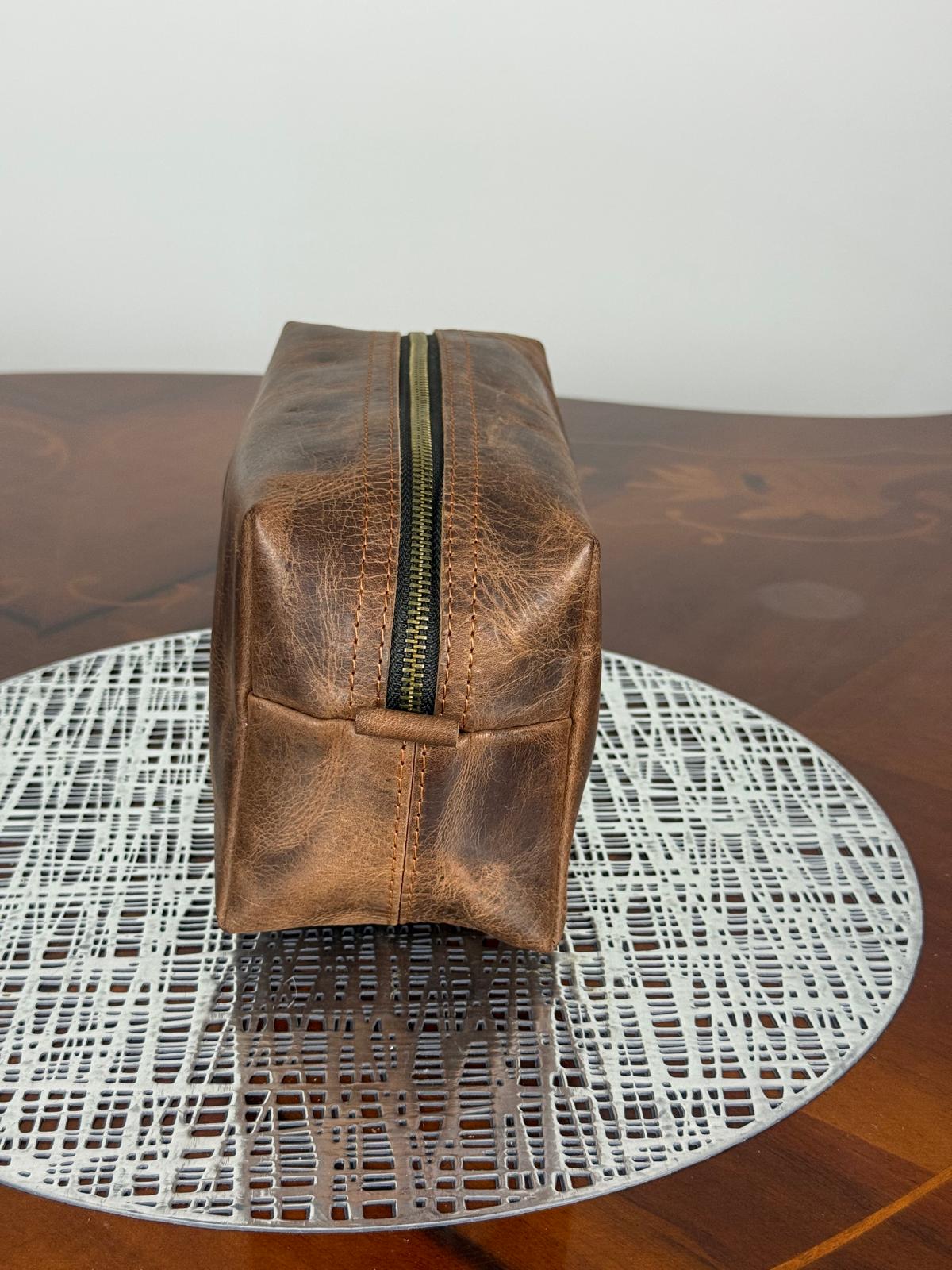 Genuine Waxed Leather Toiletry Bag, Unisex Dopp Kit Travel Wash Bag