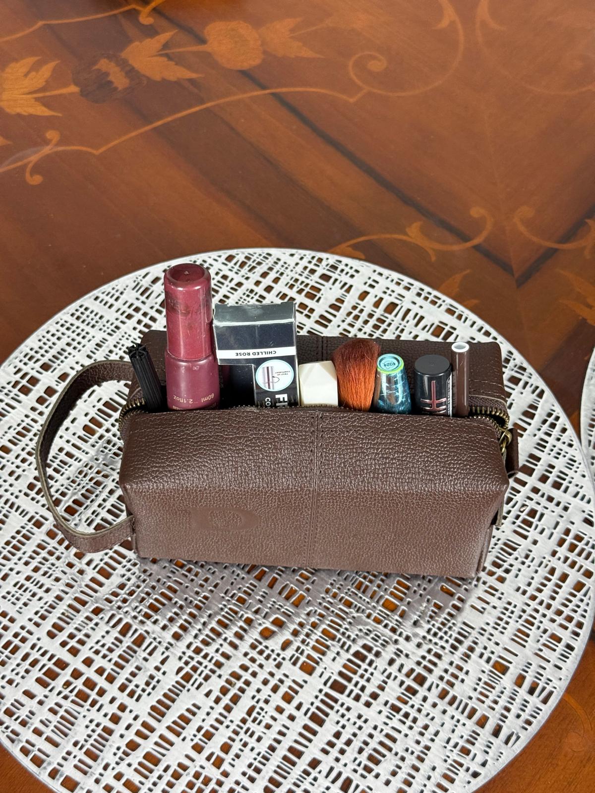 Genuine Waxed Leather Toiletry Bag, Unisex Dopp Kit Travel Wash Bag