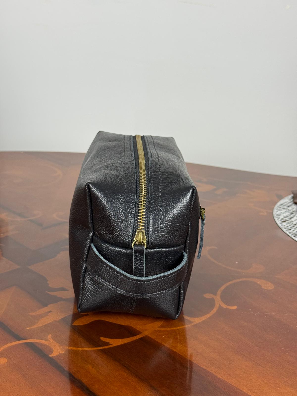 Genuine Waxed Leather Toiletry Bag, Unisex Dopp Kit Travel Wash Bag