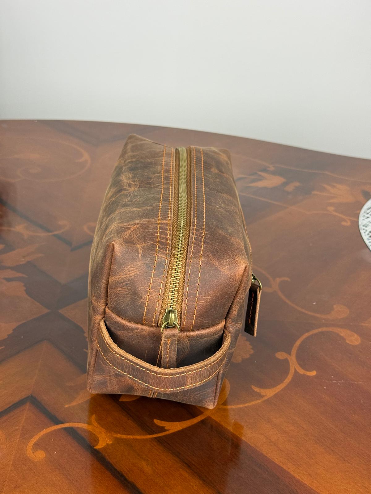 Genuine Waxed Leather Toiletry Bag, Unisex Dopp Kit Travel Wash Bag