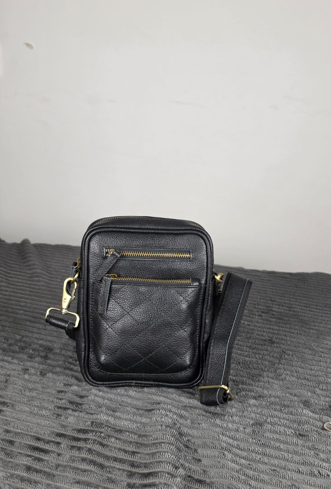 Genuine cowhide smart unisex crossbody bag