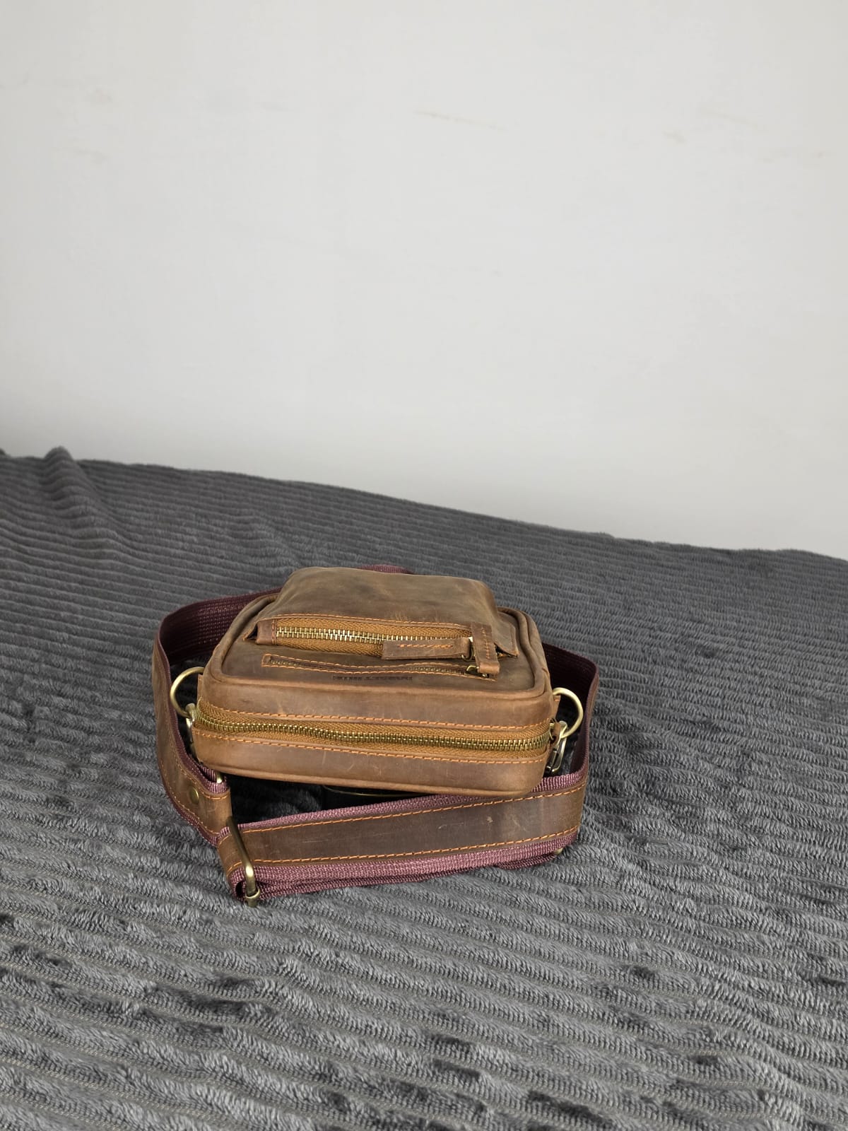 Genuine cowhide smart unisex crossbody bag