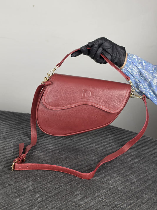 Genuine Leather Women's Crossbody Bag – Luxury Leather Handbag with Two Removable Straps
