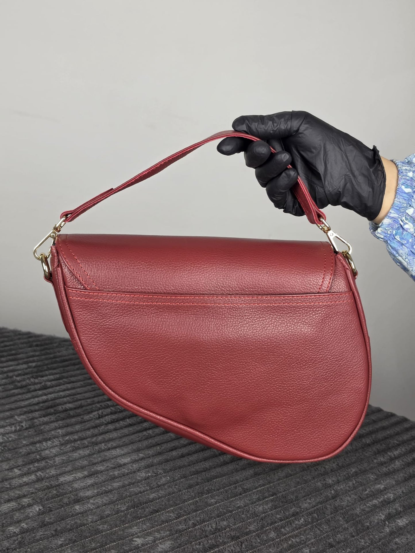 Genuine Leather Women's Crossbody Bag – Luxury Leather Handbag with Two Removable Straps