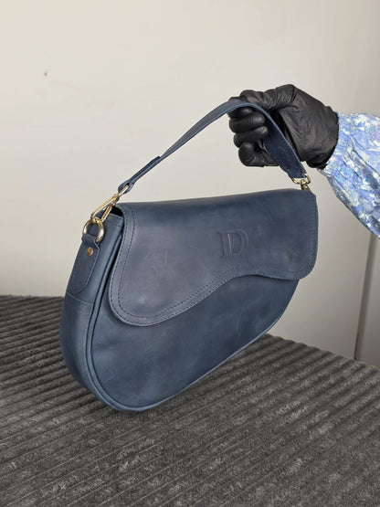 Genuine Leather Women's Crossbody Bag – Luxury Leather Handbag with Two Removable Straps