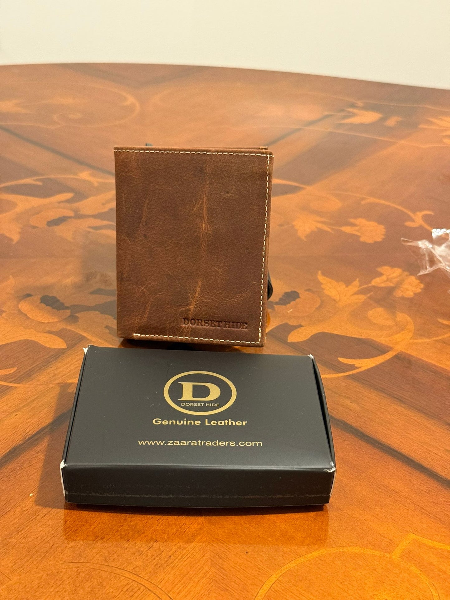 Personalized Genuine Leather RFID Trifold Wallet for Men